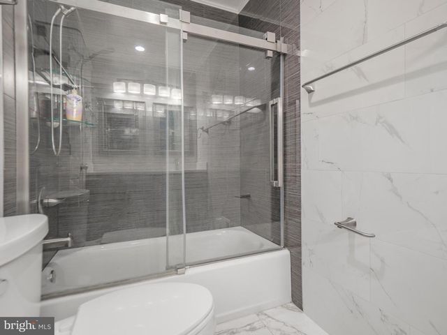 14204 WOODCREST DR, Rockville, MD 20853