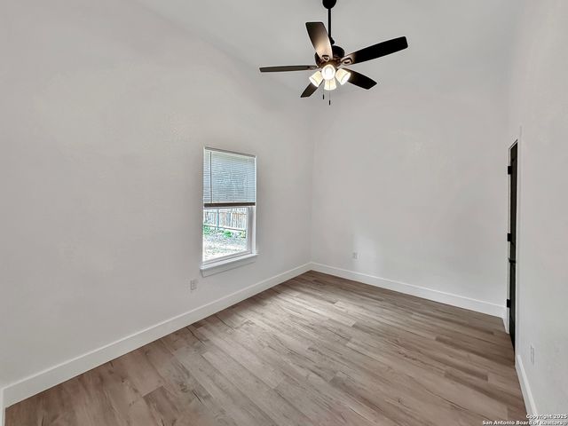 430 E Hart, San Antonio, TX 78214