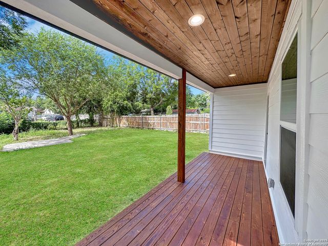 430 E Hart, San Antonio, TX 78214