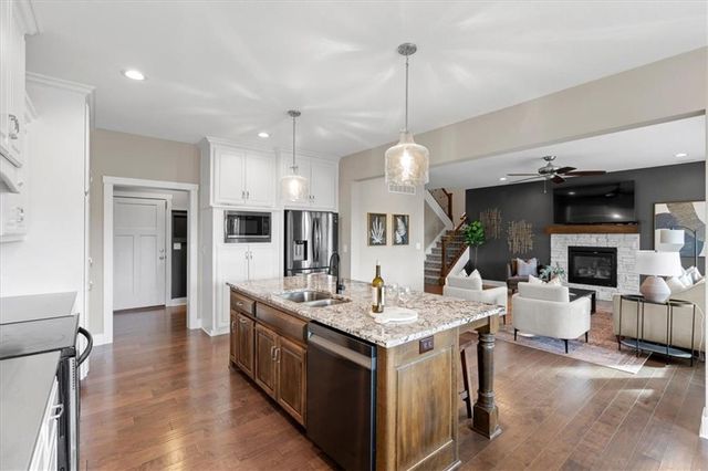 11124 S Barth Road, Olathe, KS 66061