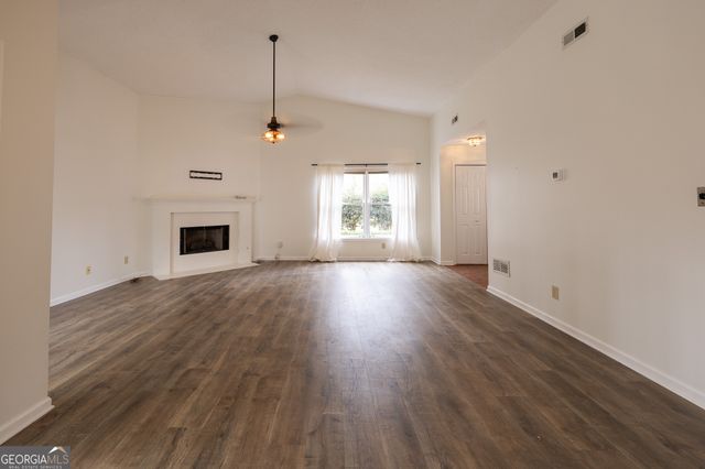 112 Glendale Drive, Peachtree City, GA 30269