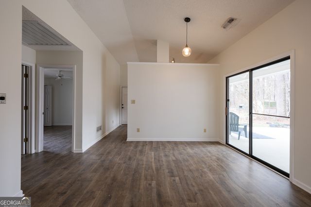 112 Glendale Drive, Peachtree City, GA 30269