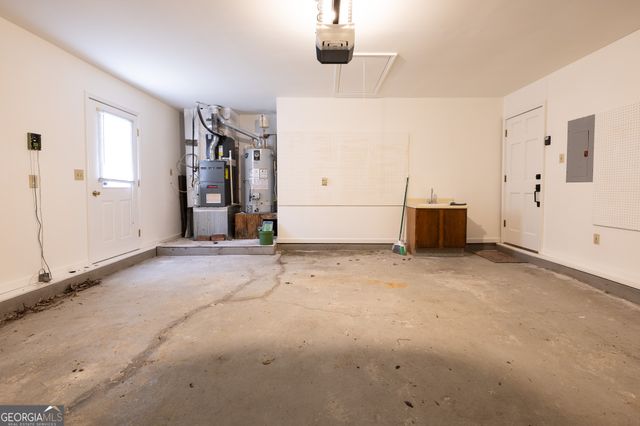 112 Glendale Drive, Peachtree City, GA 30269