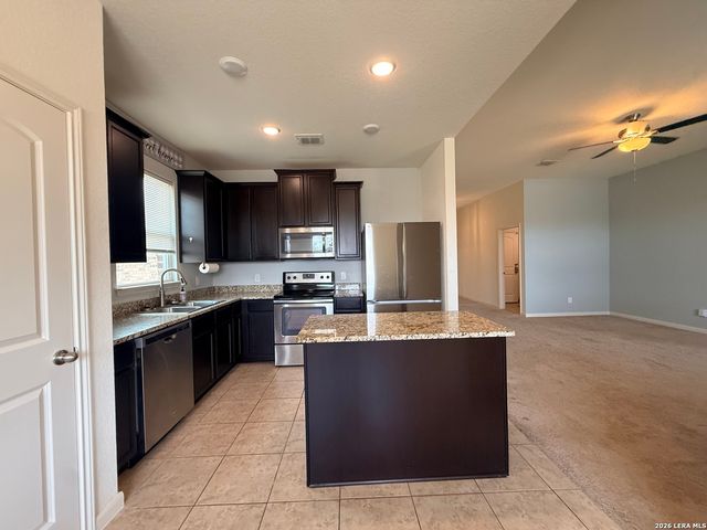 242 Azalea Way, New Braunfels, TX 78132