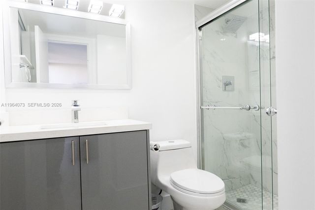 17021 N Bay Rd 601, Sunny Isles Beach, FL 33160