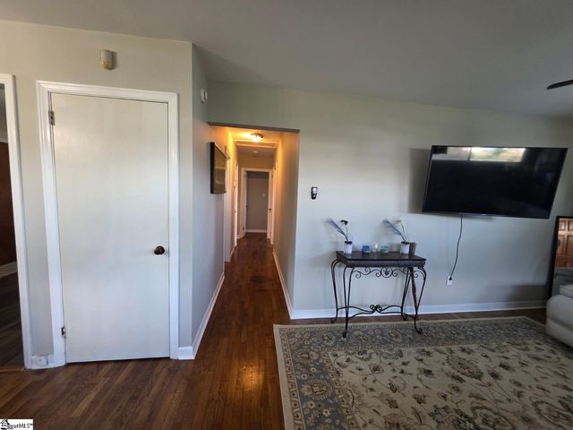 264 Old Greenville Highway, Spartanburg, SC 29301