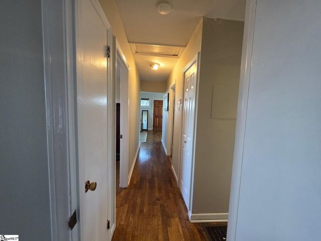 264 Old Greenville Highway, Spartanburg, SC 29301