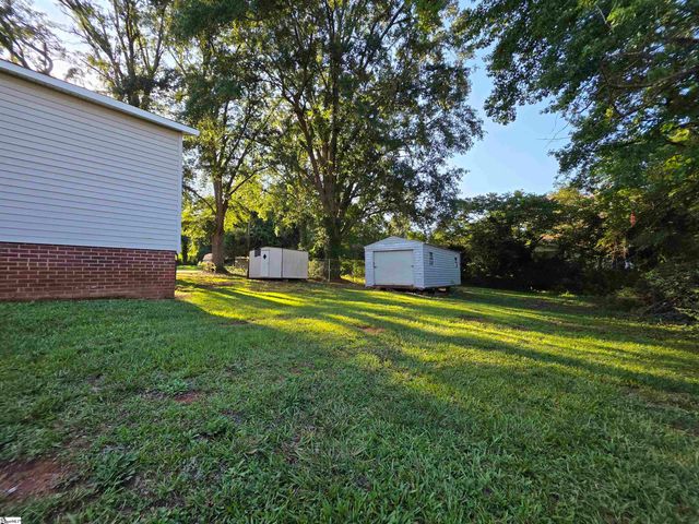 264 Old Greenville Highway, Spartanburg, SC 29301