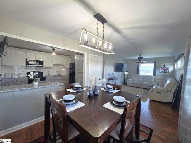 264 Old Greenville Highway, Spartanburg, SC 29301