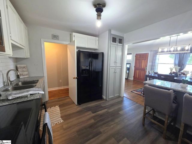 264 Old Greenville Highway, Spartanburg, SC 29301