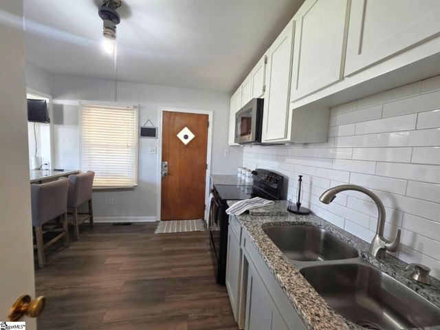 264 Old Greenville Highway, Spartanburg, SC 29301