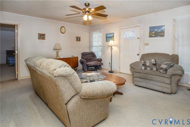 4751 Tatum Rd, Disputanta, VA 23842