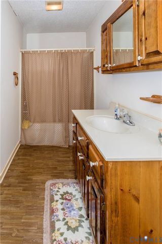 4751 Tatum Rd, Disputanta, VA 23842