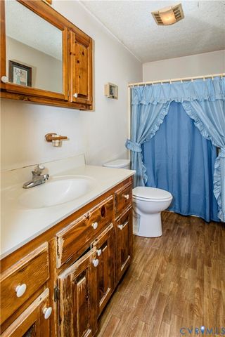 4751 Tatum Rd, Disputanta, VA 23842