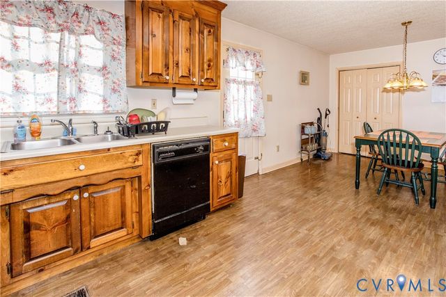 4751 Tatum Rd, Disputanta, VA 23842