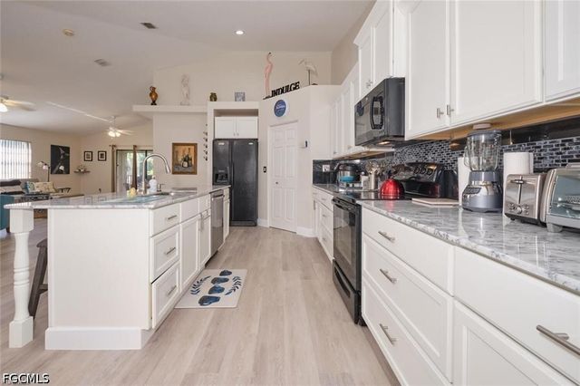 17642 Captiva Island LN, Fort Myers, FL 33908