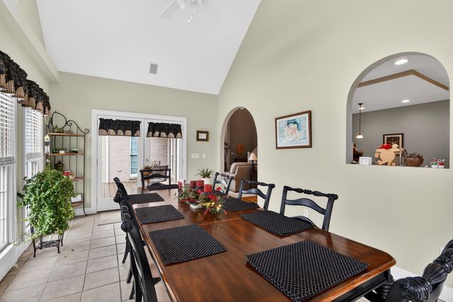 717 Sovereign Drive, Richmond, KY 40475