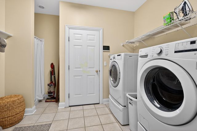 717 Sovereign Drive, Richmond, KY 40475