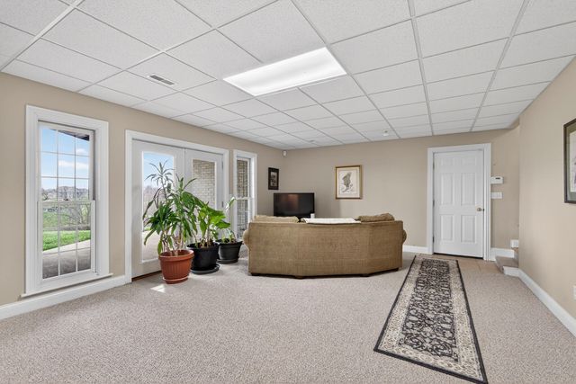 717 Sovereign Drive, Richmond, KY 40475