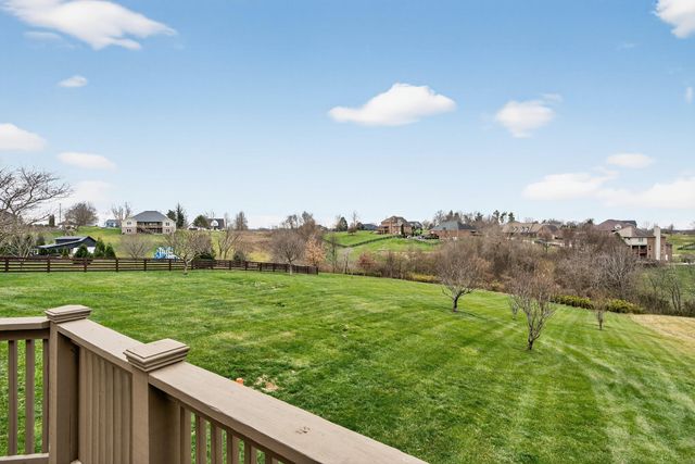 717 Sovereign Drive, Richmond, KY 40475