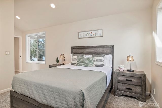 39170 SE Park Street, Snoqualmie, WA 98065