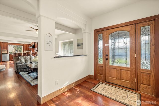 39170 SE Park Street, Snoqualmie, WA 98065