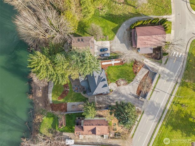 39170 SE Park Street, Snoqualmie, WA 98065