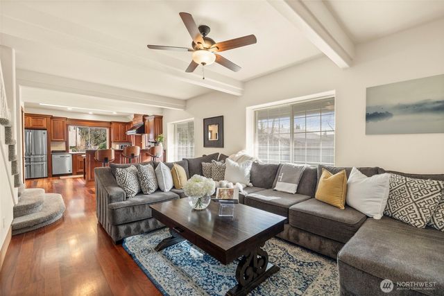 39170 SE Park Street, Snoqualmie, WA 98065