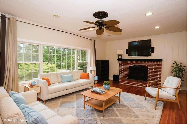 224 Haverhill Road, Chester, NH 03036