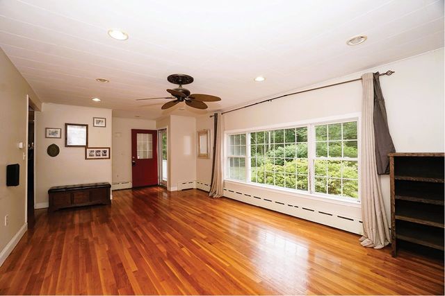 224 Haverhill Road, Chester, NH 03036
