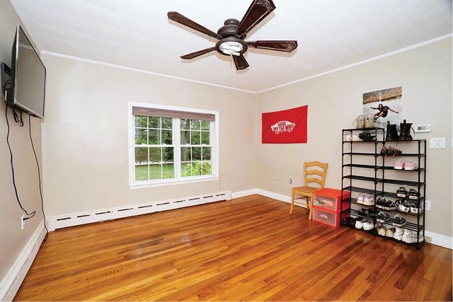 224 Haverhill Road, Chester, NH 03036
