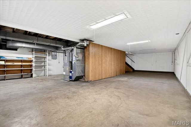 1020 Hawthorn Avenue, St Charles, MO 63301