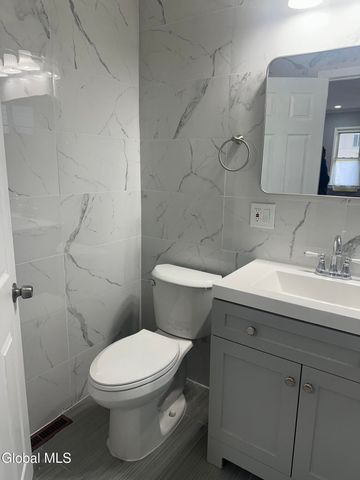 729 Cutler Street, Schenectady, NY 12303