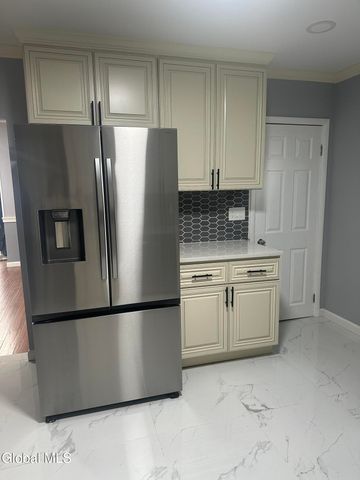 729 Cutler Street, Schenectady, NY 12303