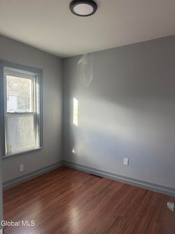 729 Cutler Street, Schenectady, NY 12303