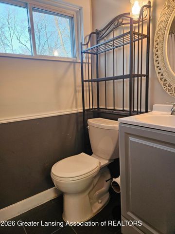 1731 Lyons Avenue, Lansing, MI 48910