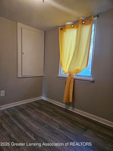 1731 Lyons Avenue, Lansing, MI 48910