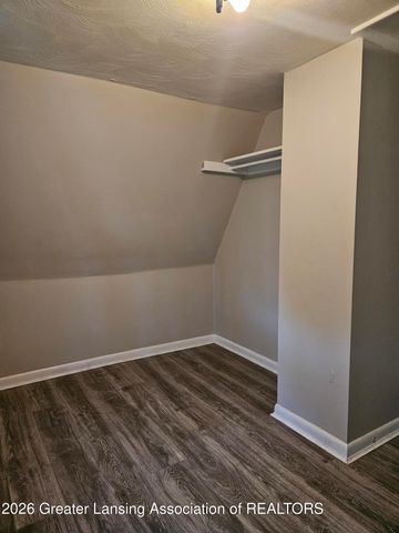 1731 Lyons Avenue, Lansing, MI 48910