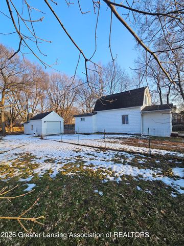 1731 Lyons Avenue, Lansing, MI 48910