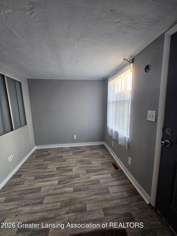 1731 Lyons Avenue, Lansing, MI 48910