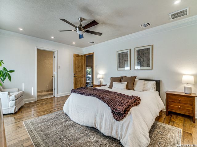 310 Oak Park, Boerne, TX 78006