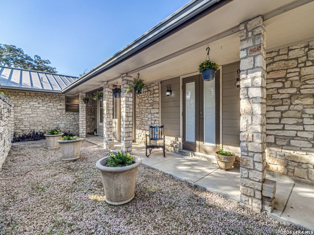 310 Oak Park, Boerne, TX 78006