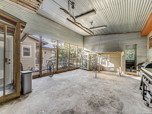 310 Oak Park, Boerne, TX 78006
