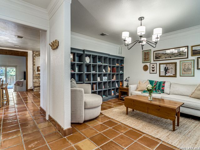 310 Oak Park, Boerne, TX 78006