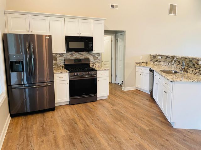 3190 W 63rd Lane, Merrillville, IN 46410