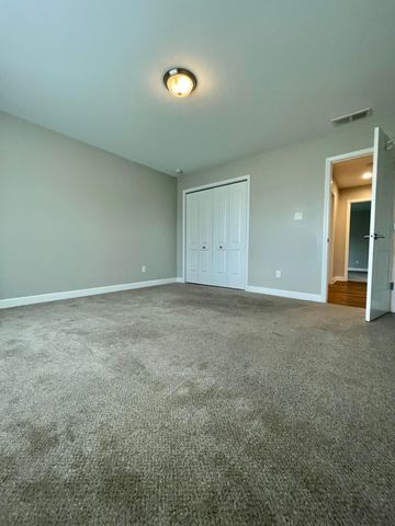 3190 W 63rd Lane, Merrillville, IN 46410