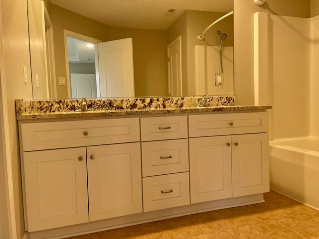 3190 W 63rd Lane, Merrillville, IN 46410