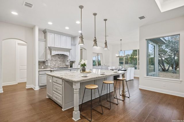 112 ROLLING VIEW DR, Boerne, TX 78006