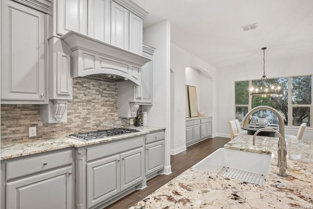 112 ROLLING VIEW DR, Boerne, TX 78006