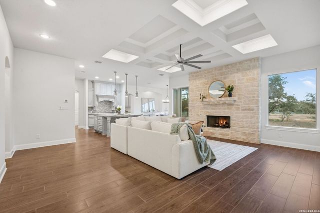 112 ROLLING VIEW DR, Boerne, TX 78006